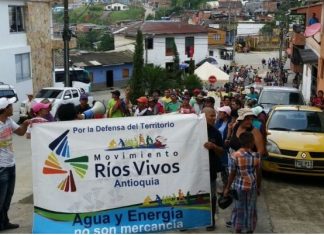 Minga continúa en Valdivia tras Amenazas de grupos Paramilitares
