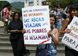 América Latina Retrocede en la Garantía de Derechos Para las Mujeres AMÉRICA LATINA RETROCEDE EN LA GARANTÍA DE DERECHOS PARA LAS MUJERES