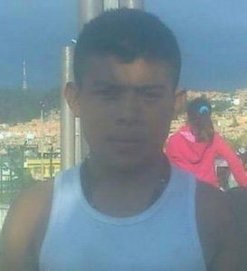 joven Mario Alberto Achicué