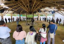 Comunidad Yanakona de Papallacta movilizada por derechos educativos